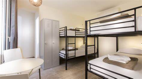 Hostel Room for Rent